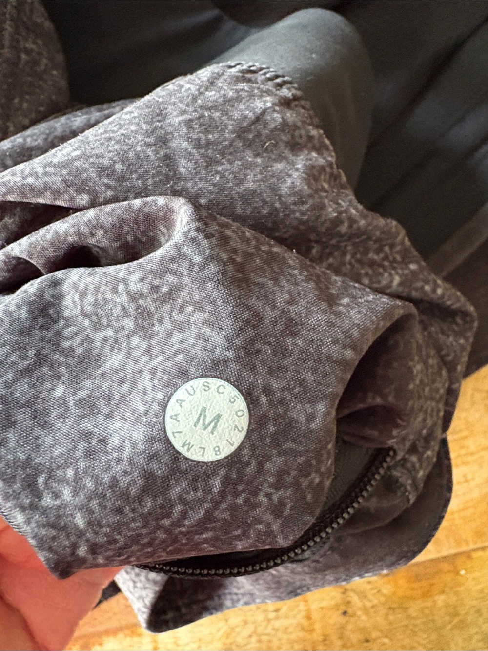 Lululemon Men's Athletic Shorts size M - Picture 2 of 7